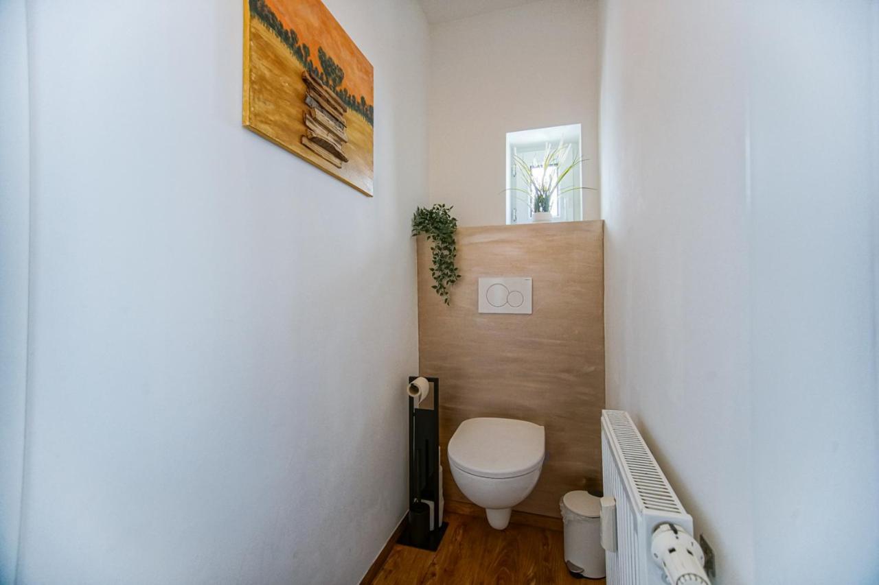 Auszeit Steiraland 7 Mit Ueberdachten Balkon Und Parkplatz Leoben  Exterior foto