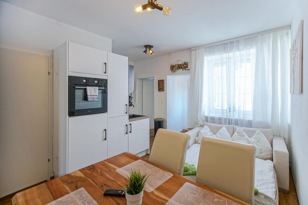 Auszeit Steiraland 7 Mit Ueberdachten Balkon Und Parkplatz Leoben  Exterior foto